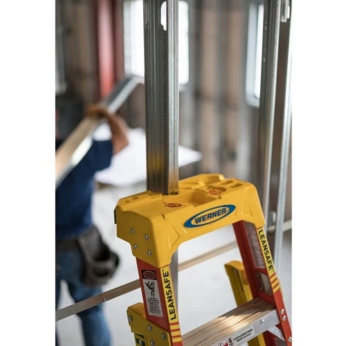 Werner Ladders & Fall Protection Werner 4' LeanSafe Type IA Fiberglass Leaning Ladder L6204 - Image 4