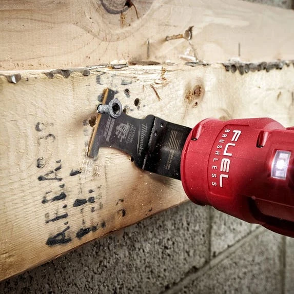 Milwaukee Tools Milwaukee OPEN-LOK 1-3/8" Titanium Enhanced Carbide Teeth Multi-Material Blade 49-25-1521 - Image 4